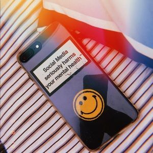 Meet your Posher, Evelyn